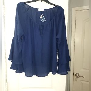 ACTIVE USA NAVY BLUE TOP